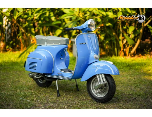Vespa Scooter Piaggio Sprint – Timeless Italian Charm with 150cc Power